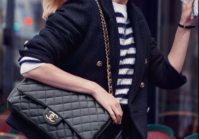 elle包打聽-chanel-11-12經典包製作過程揭密-5件事認識香奈兒迷最愛的傳奇精品包-1618910927